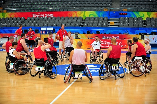  残疾运动员轮椅网球赛落幕，无障碍设施获好评