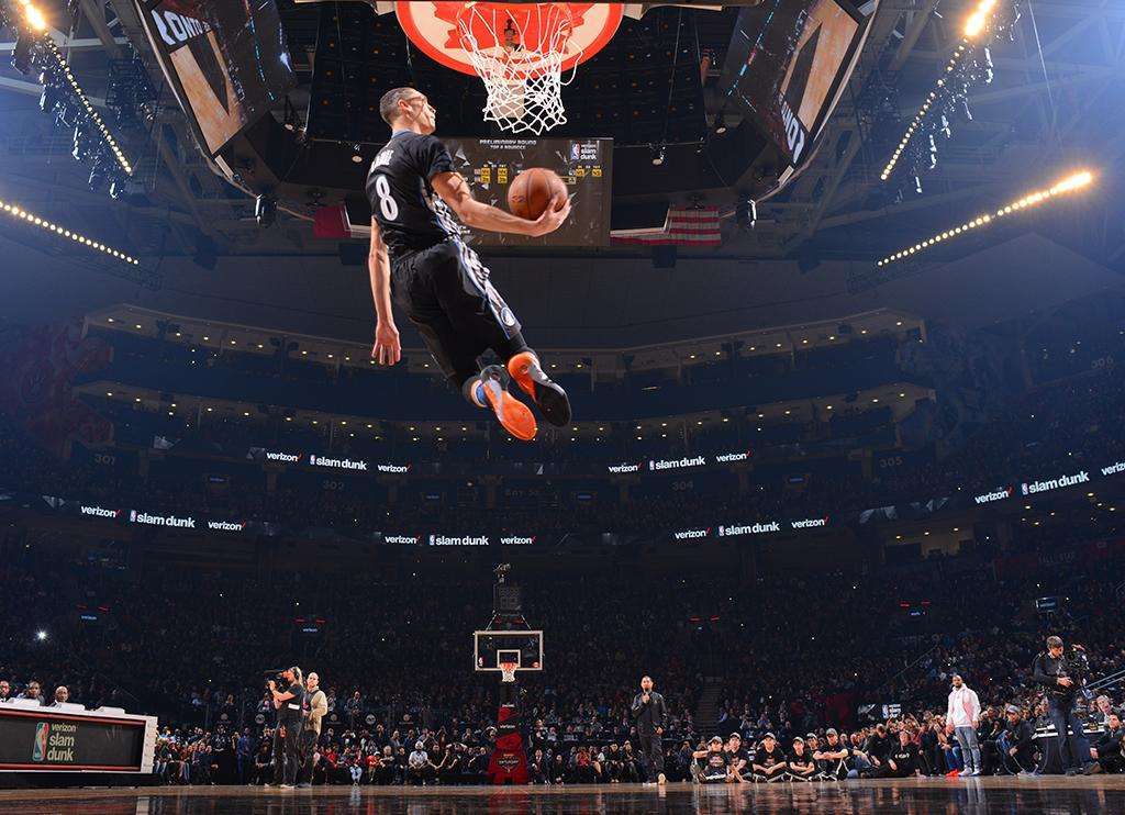  扣篮大赛惊艳全场，空中飞人演绎极致美学