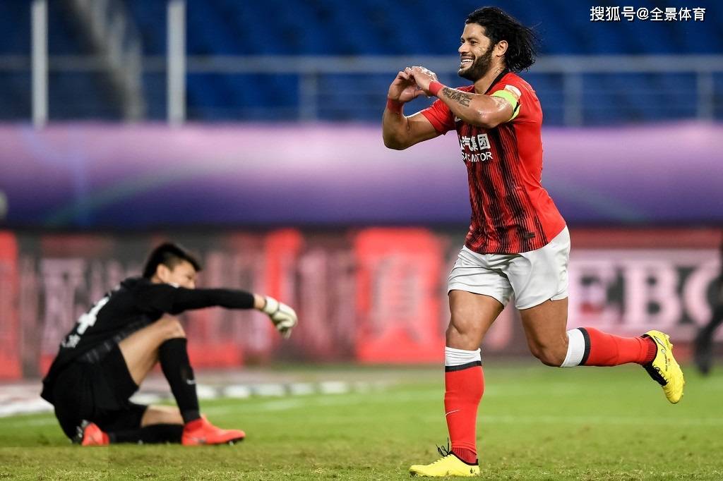  中超联赛榜首大战上演进球盛宴