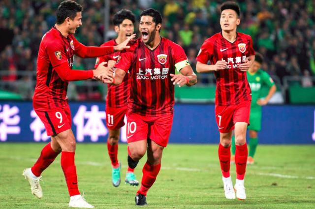 中超联赛迎来关键战,争冠保级白热化