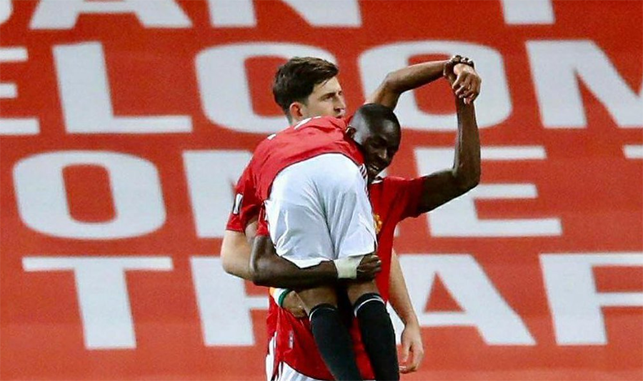 曼联换帅后豪取联赛五连胜