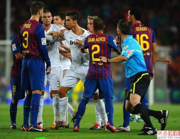 西甲国家德比来袭,皇马巴萨巅峰对话